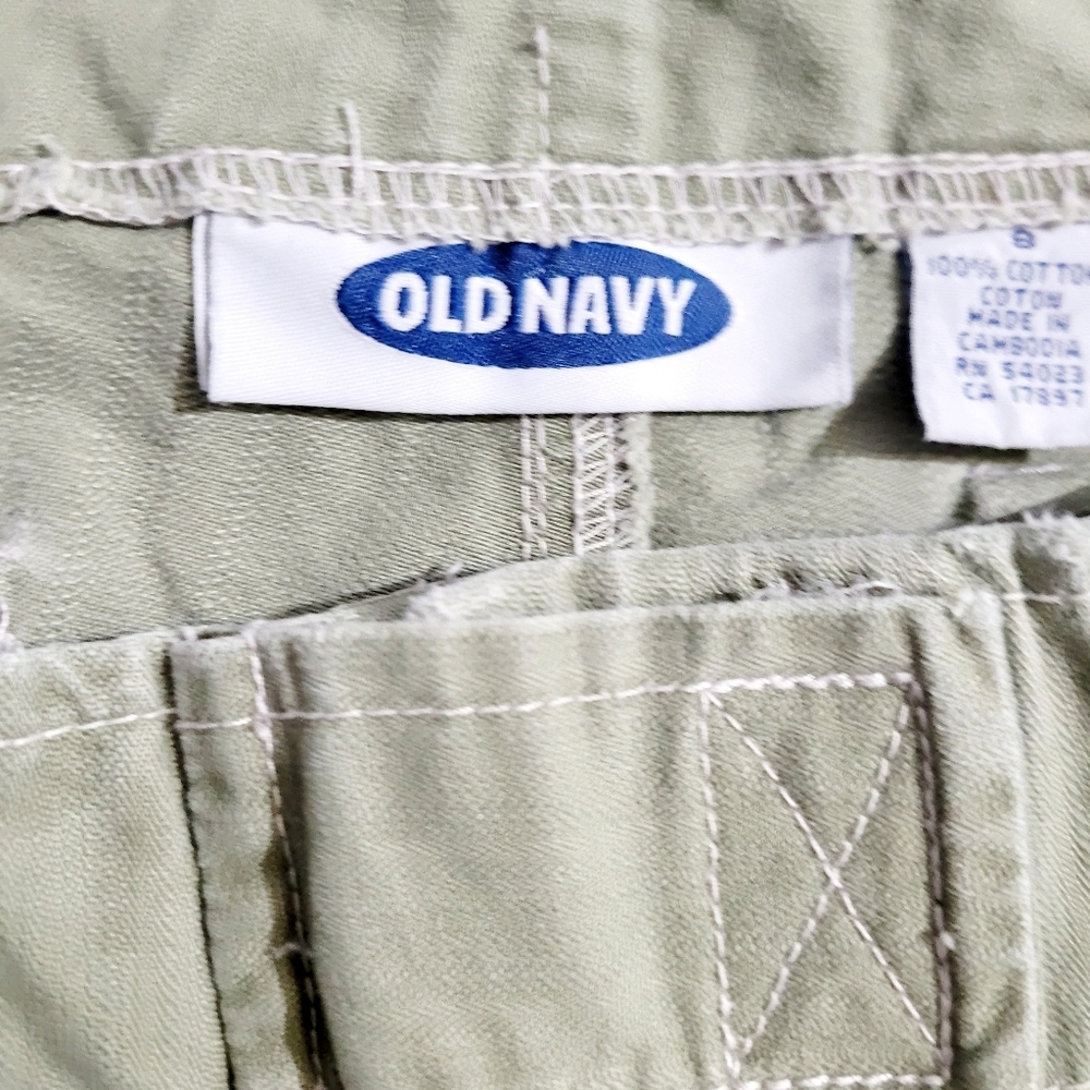 Old Navy Cargo Pants Women’s Size 8 Olive Green 100% Cotton Utility Ankle Zip - Picture 13 of 14